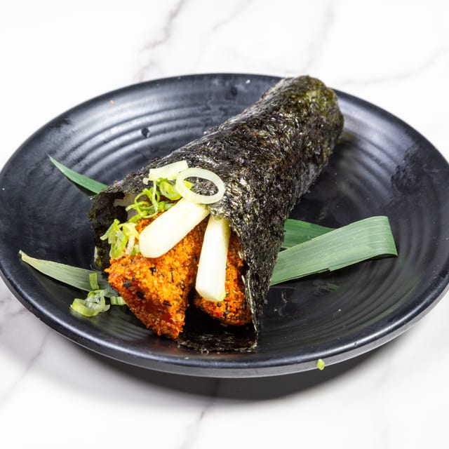 Spicy Salmon Handroll.