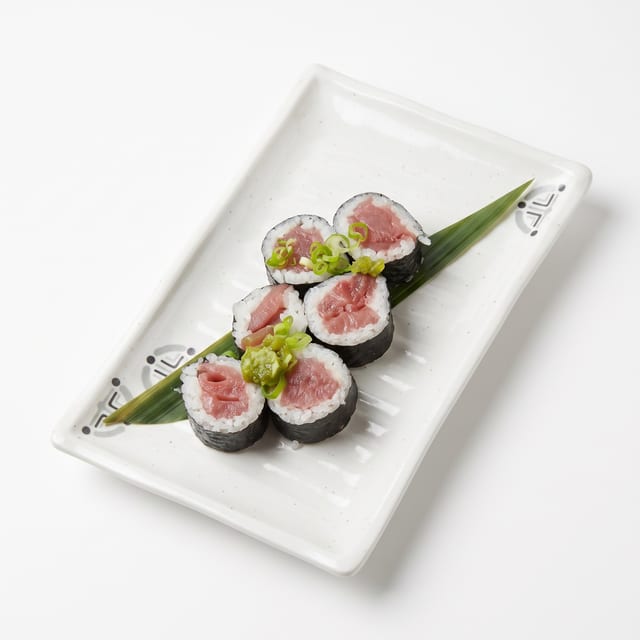 Tuna Roll.